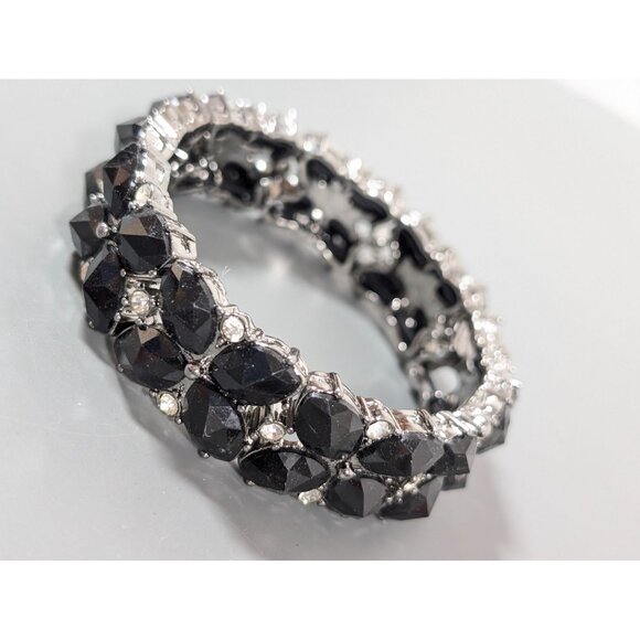 Monet Black Rhinestone Tennis Bracelet 7 in Stretch Silver Tone - Picture 2 of 7